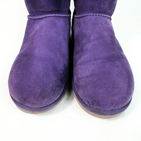 UGG Bailey Bow II Purple Sheepskin Boots #1002954 - Size 9 - Picture 4 of 8